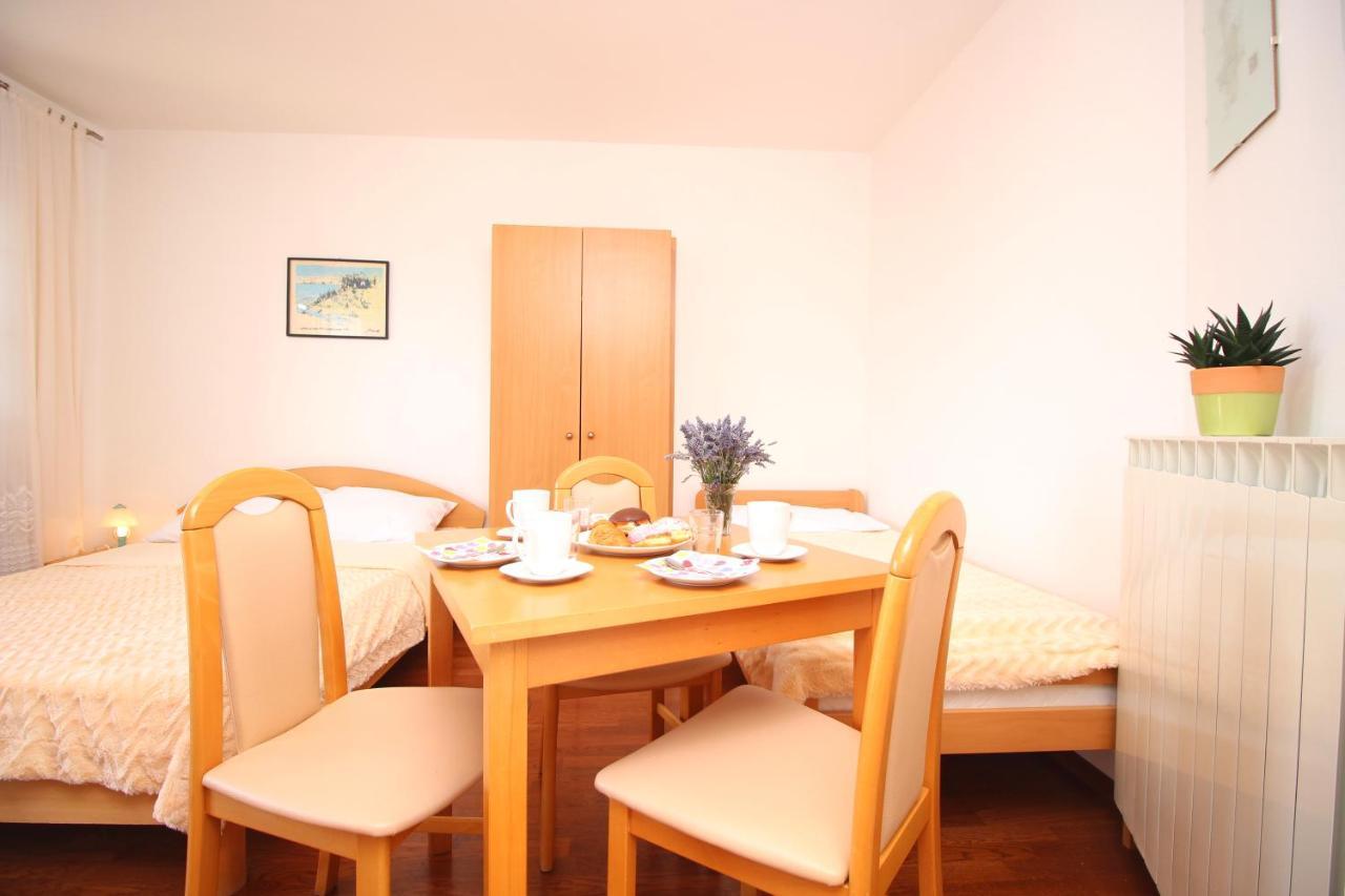 App St Marin View Apartment